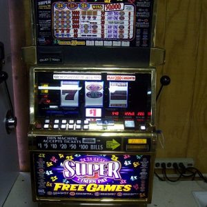 IGT S2000 2x3x4x5x Super Times Pay Free Game 200 Coin Item # 8000